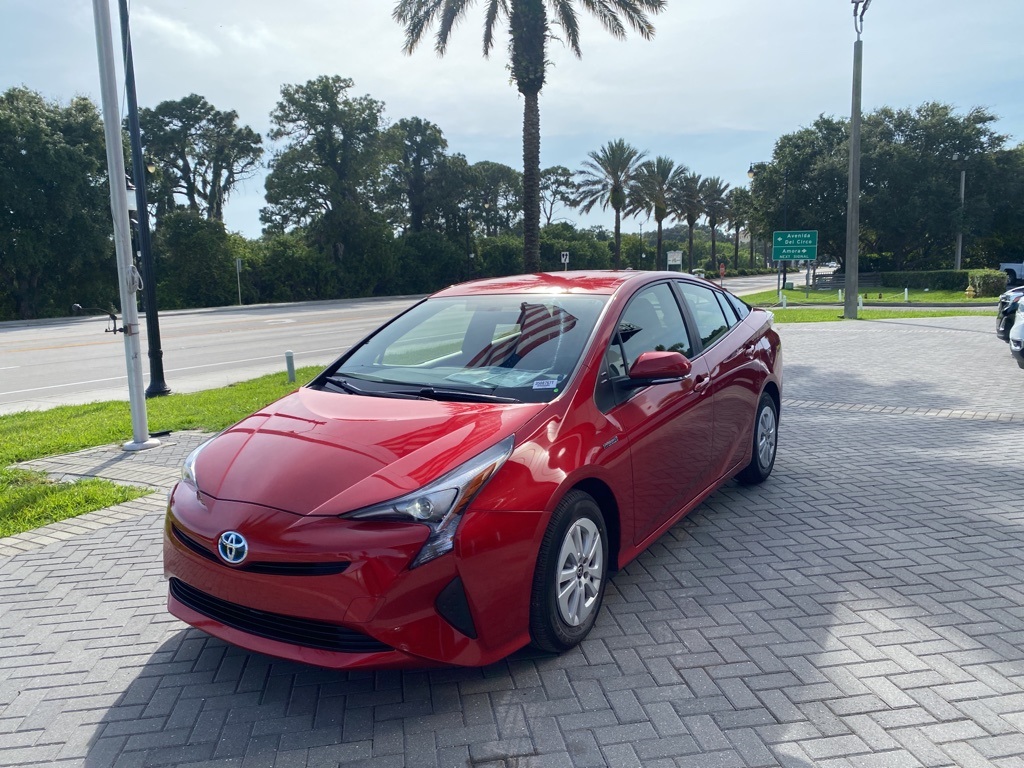 Pre-owned 2016 Toyota Prius Two 5d Hatchback In Venice #3508767t 