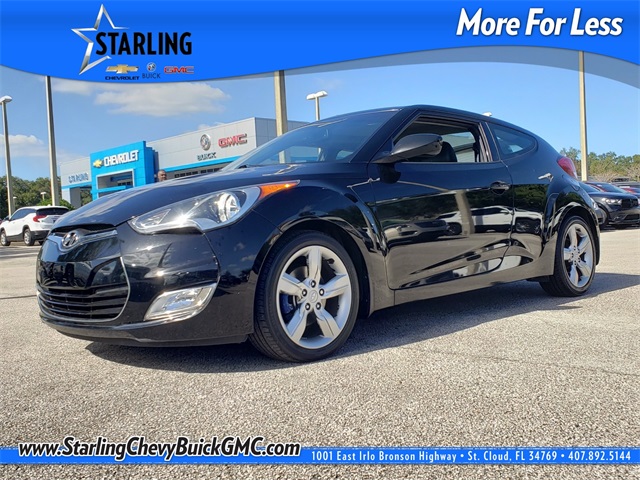 Pre Owned 2014 Hyundai Veloster Base 3d Hatchback In Venice